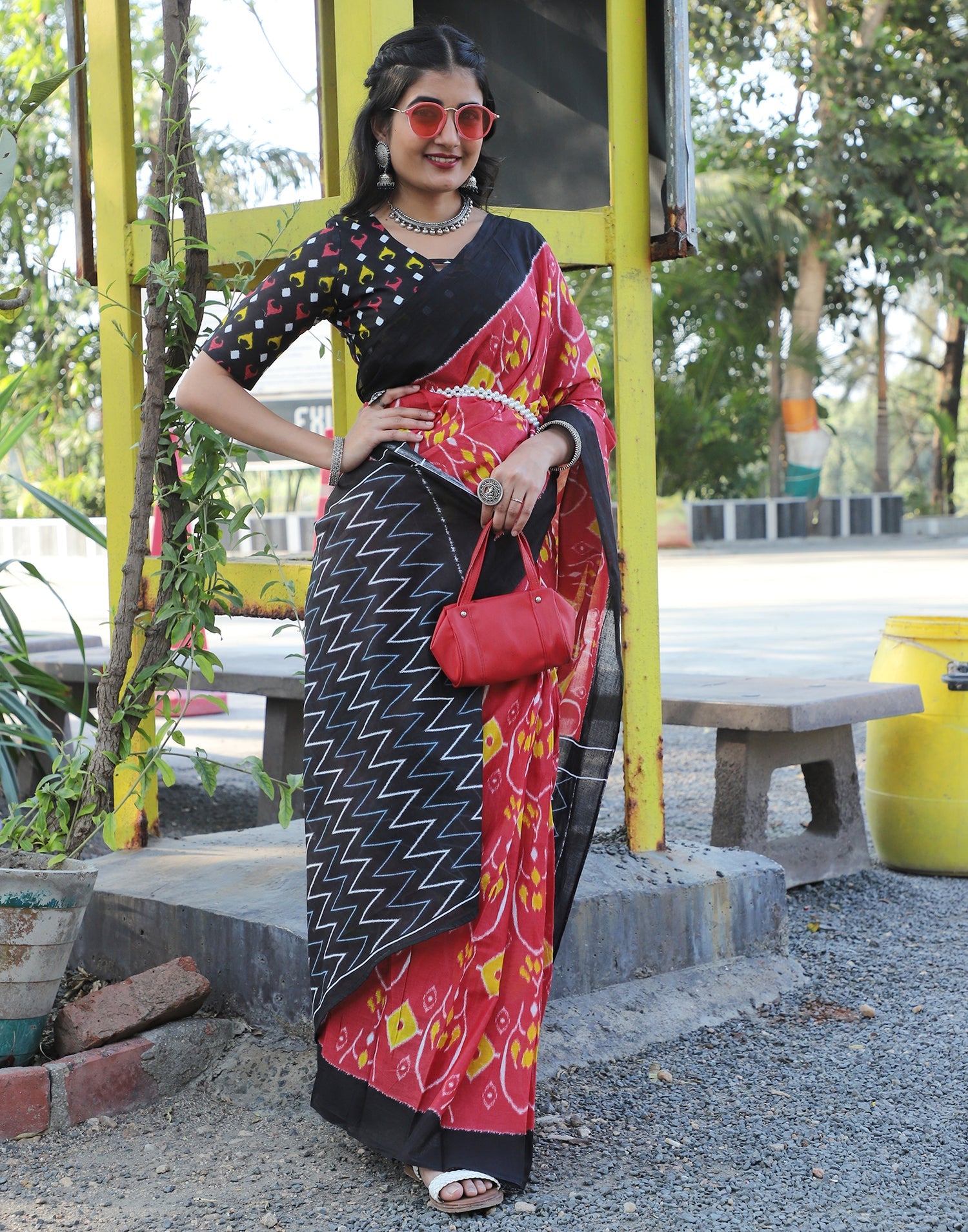 Charming Dusty Red Cotton Printed Saree