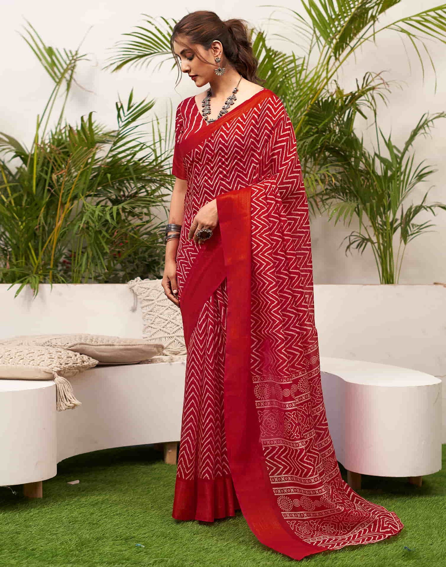 Vibrant Red Handloom Cotton Saree