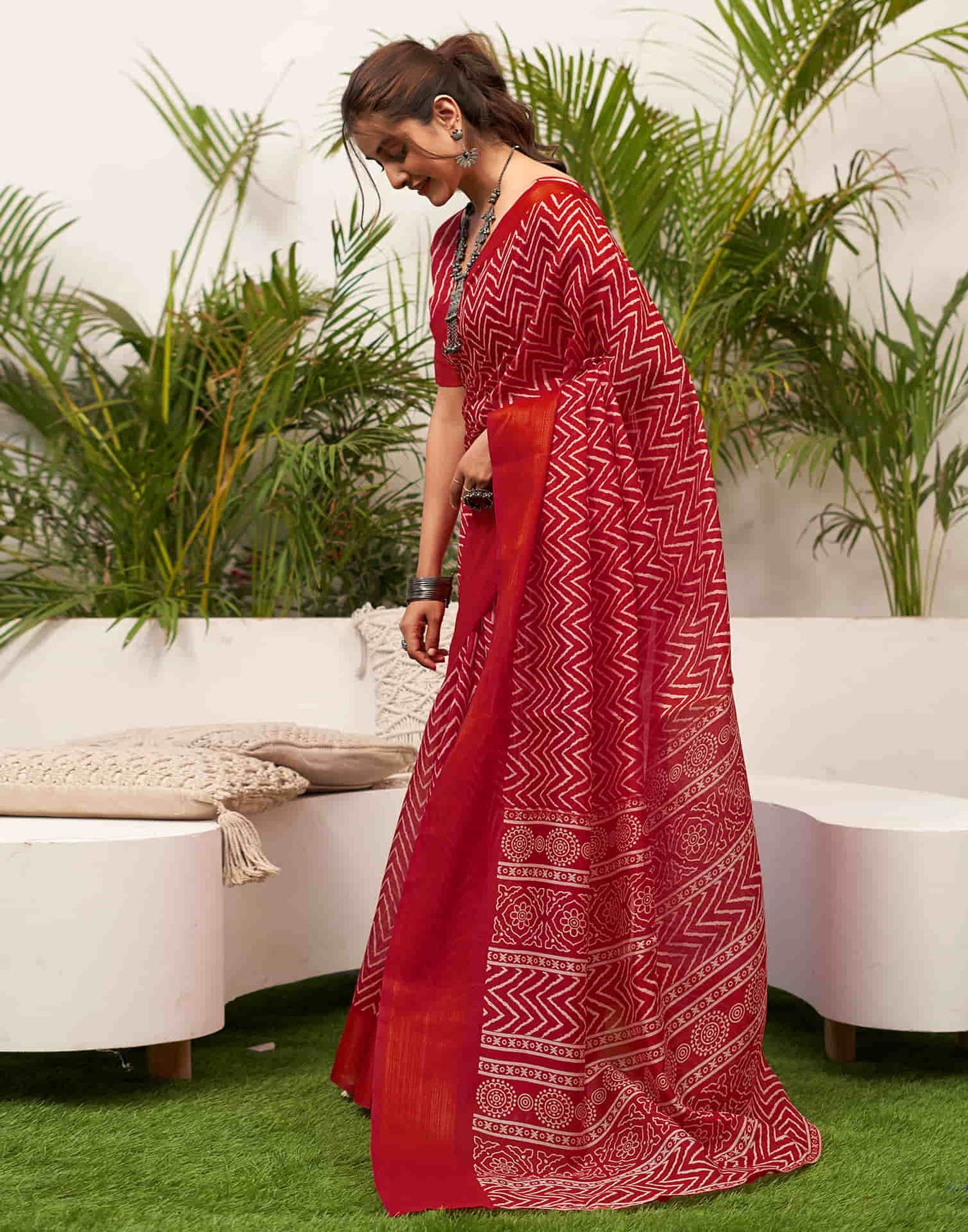 Vibrant Red Handloom Cotton Saree